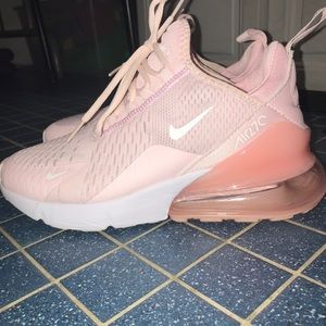 Nike Air Max 270 light pink